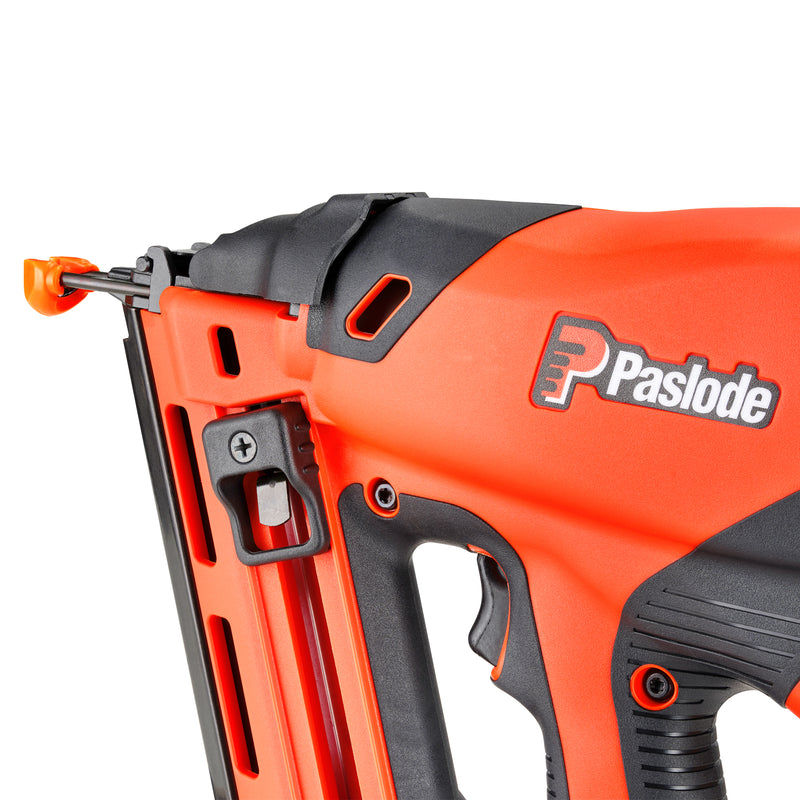 Paslode IM65A F16 2.1Ah 2nd Fix Angled Brad Nailer - 916275